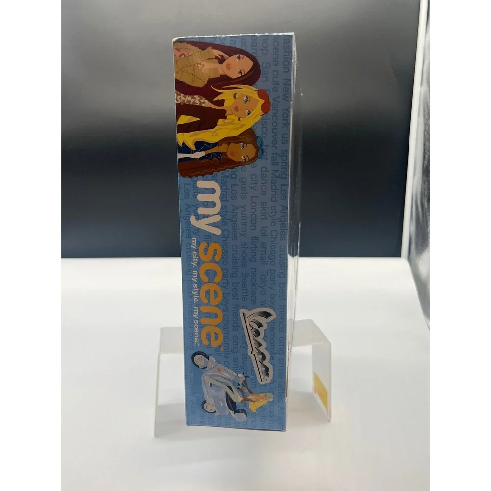 Mattel 2003 My Scene Barbie My Ciry My Style Vespa Set